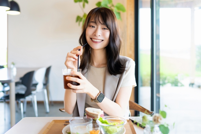 「居心地がいい」は武器にならない？─空間に頼ったカフェの限界と突破口【経営プログレッション】